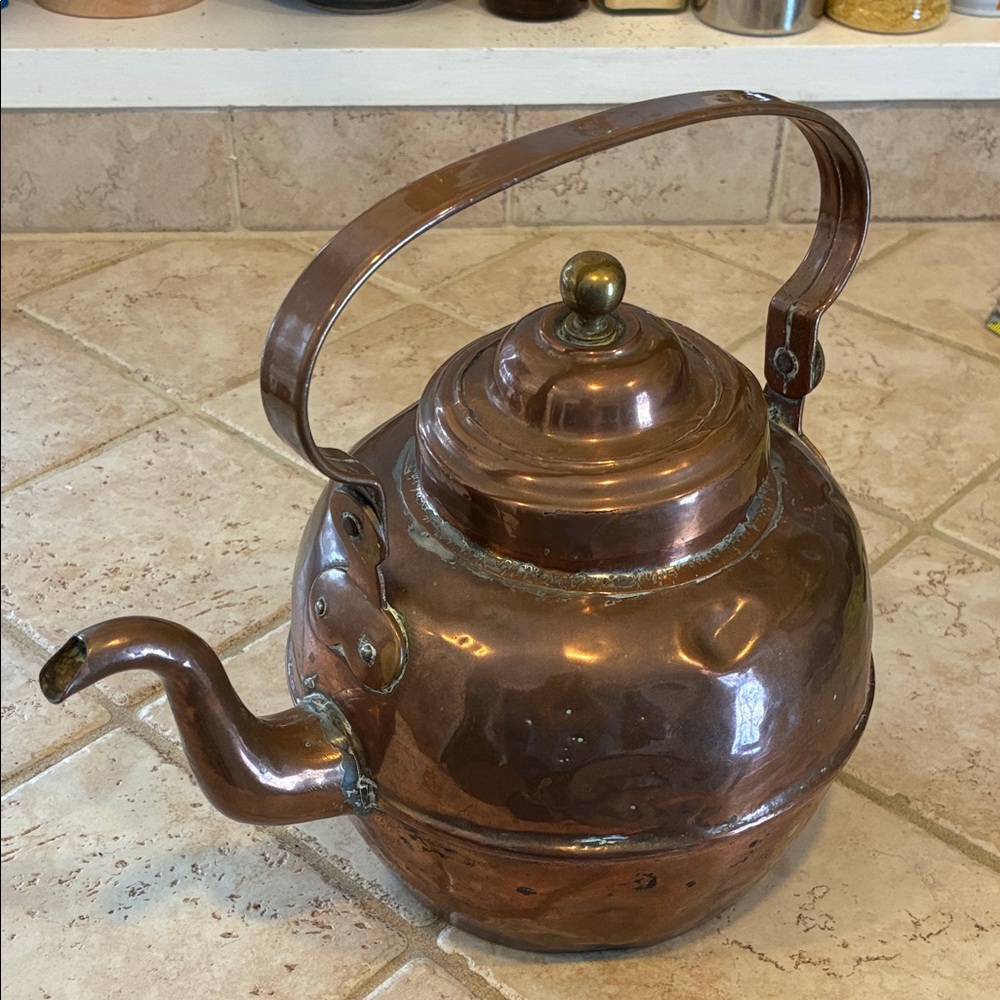 Vintage Copper Kettle with Handle